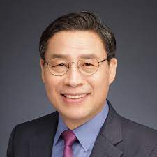 장헌일 목사.jpg